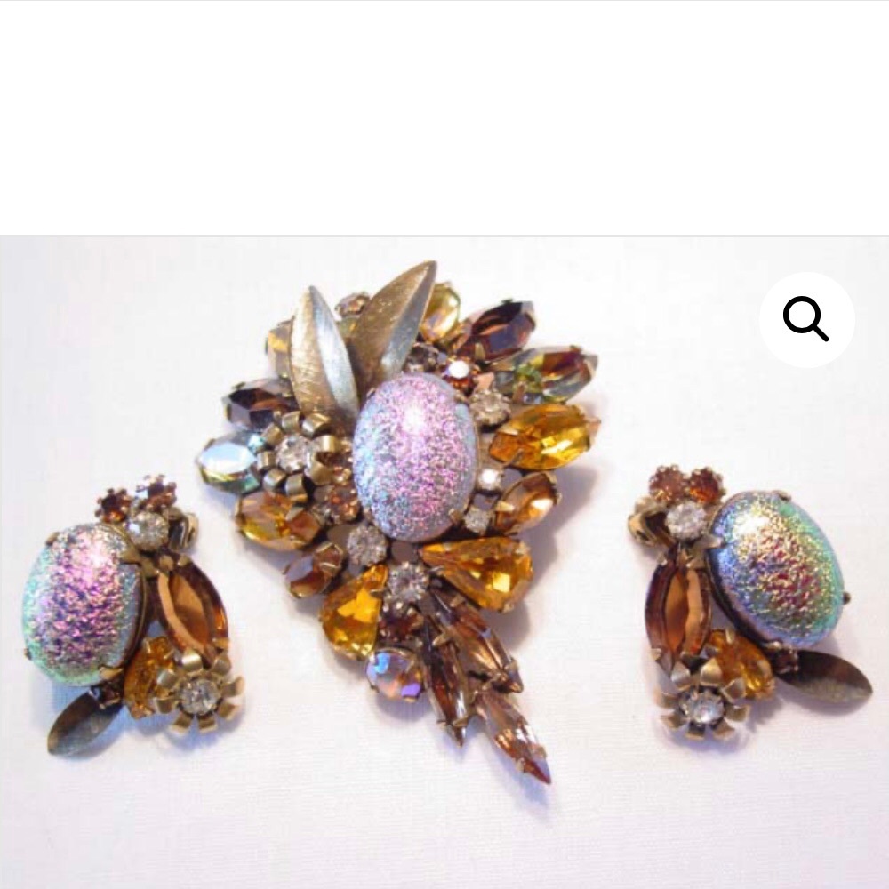 Vintage Juliana Delizza and Elster Art Glass and Topaz Rhinestone Pin